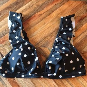 NWOT Black & white ruffle polkadot bikini top